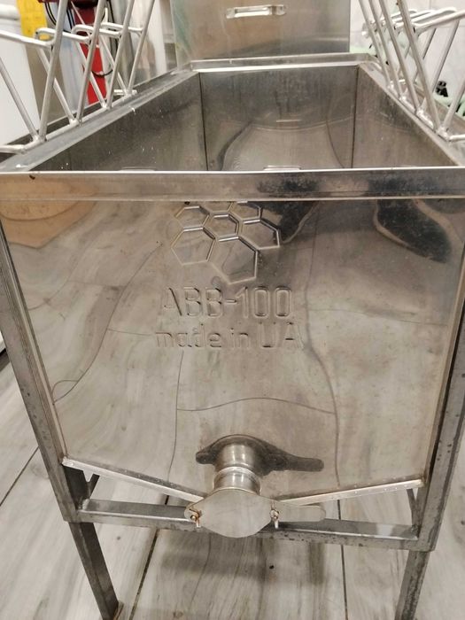 Stół do odsklepiania