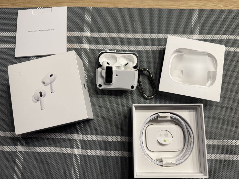 Airpods Pro 2 USB-C 2nd generation idealne.