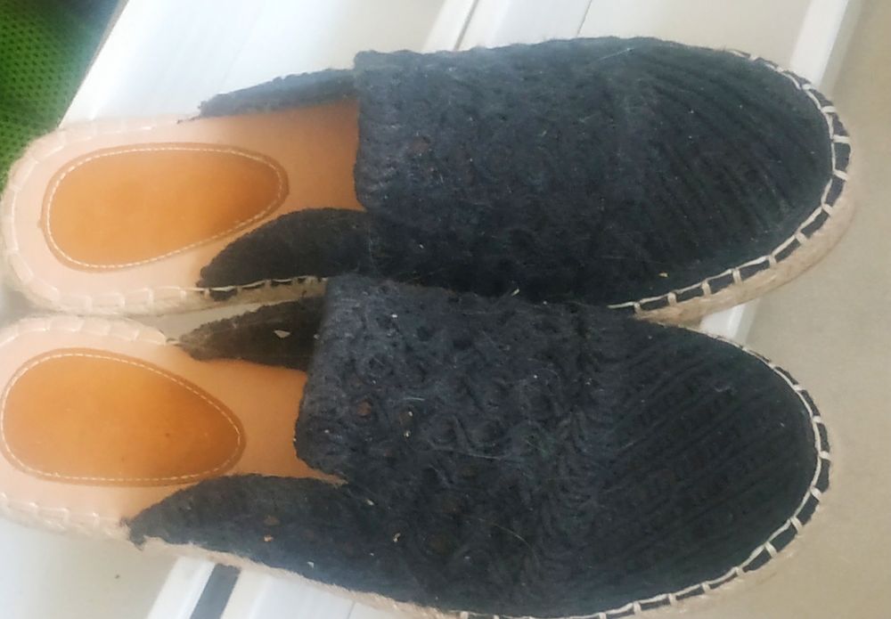 Espadryle, ażurowe klapki