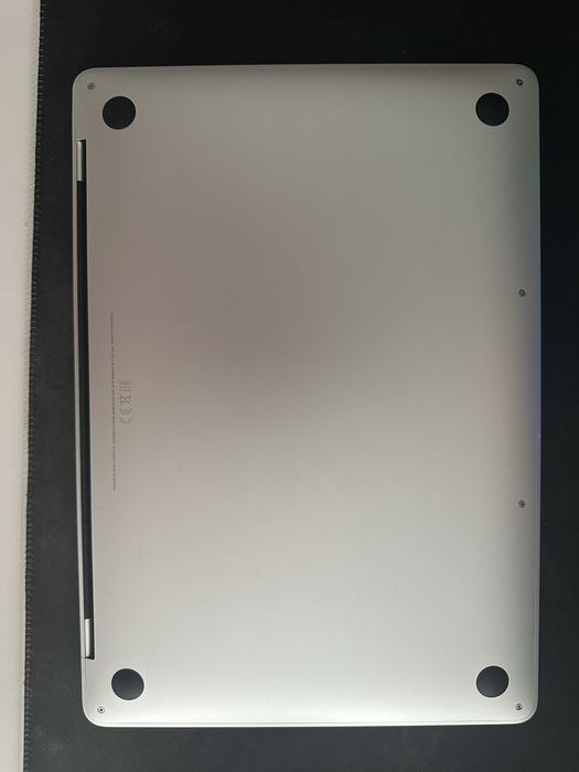 Macbook Pro M1 como novo em caixa original.