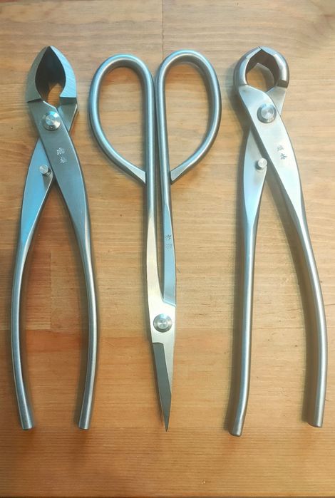 Інструменти для бонсай