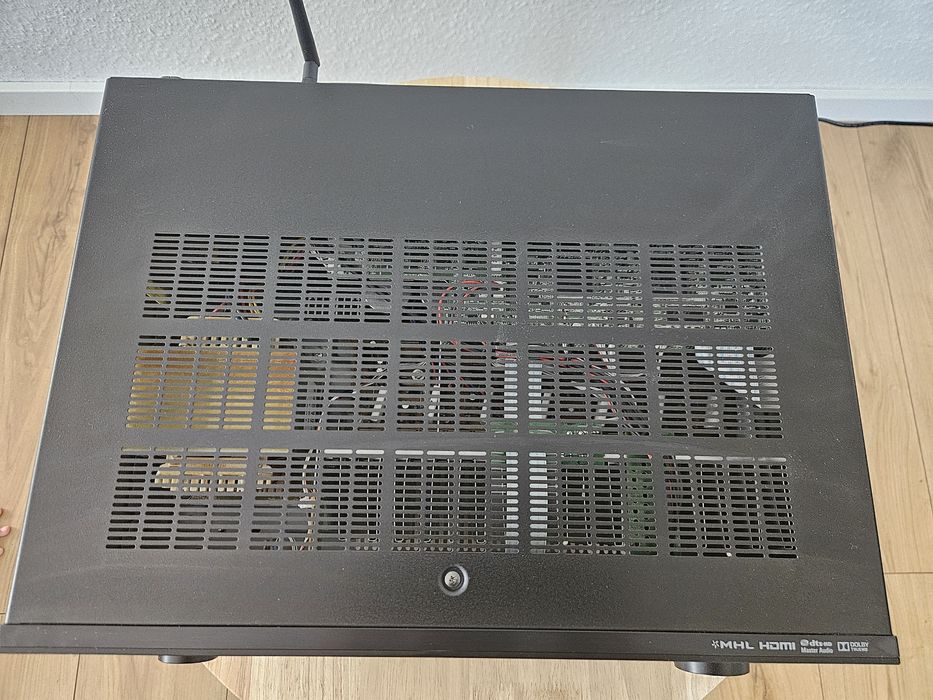 Yamaha RX-V777 ładna ,orginalny karton