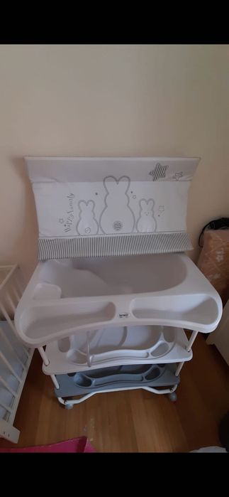 Móveis de quarto de bebé