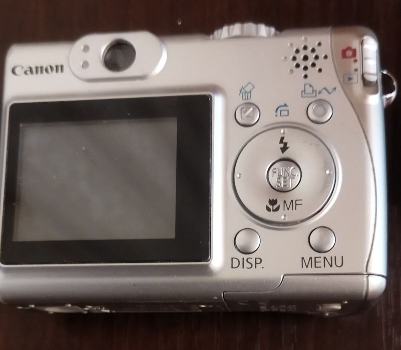 Продам цифрову камеру Canon в робочому та відмінному стані