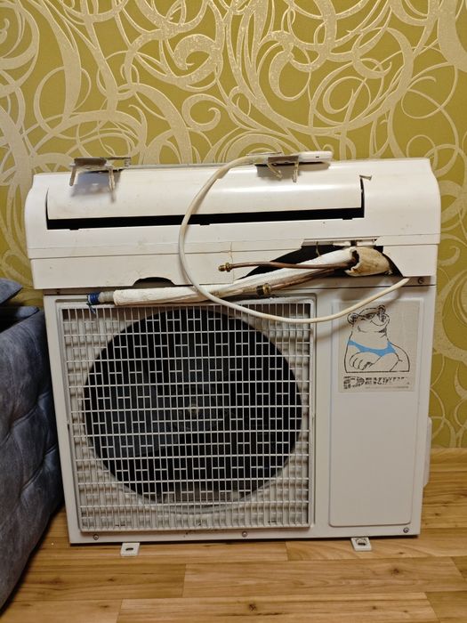 Кондиціонер б/у Dekker DSH 135 R/L на 35м^2.