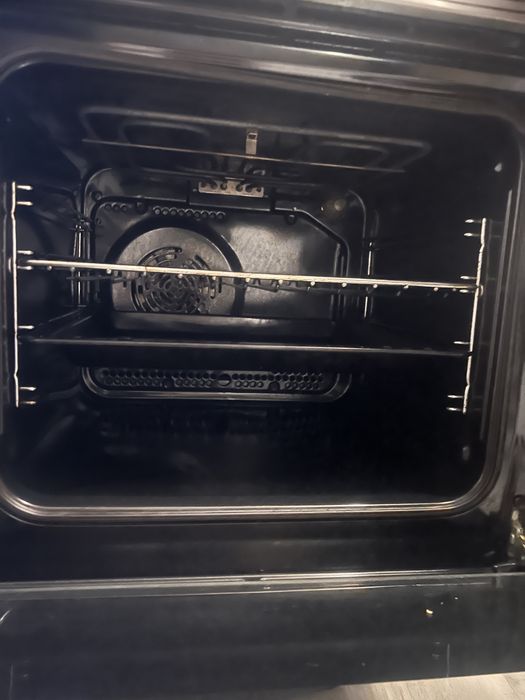 Piekranik Electrolux