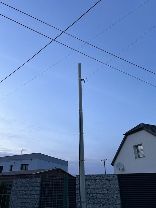 Słup Maszt pod kamery - lampy - światłowód - solary - kable