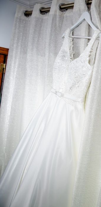 Vestido de Noiva - tamanho 40
