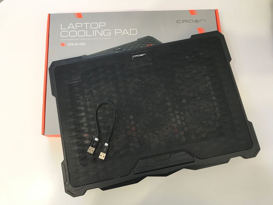Підставка для ноутбука Crown CMLS-402 (LED-підсвітка, вентилятори 6шт)