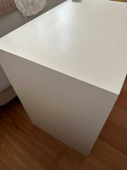 Secretária IKEA MICKE + cadeira LOBERGET/MALSKAR - Posso levar a casa se for perto