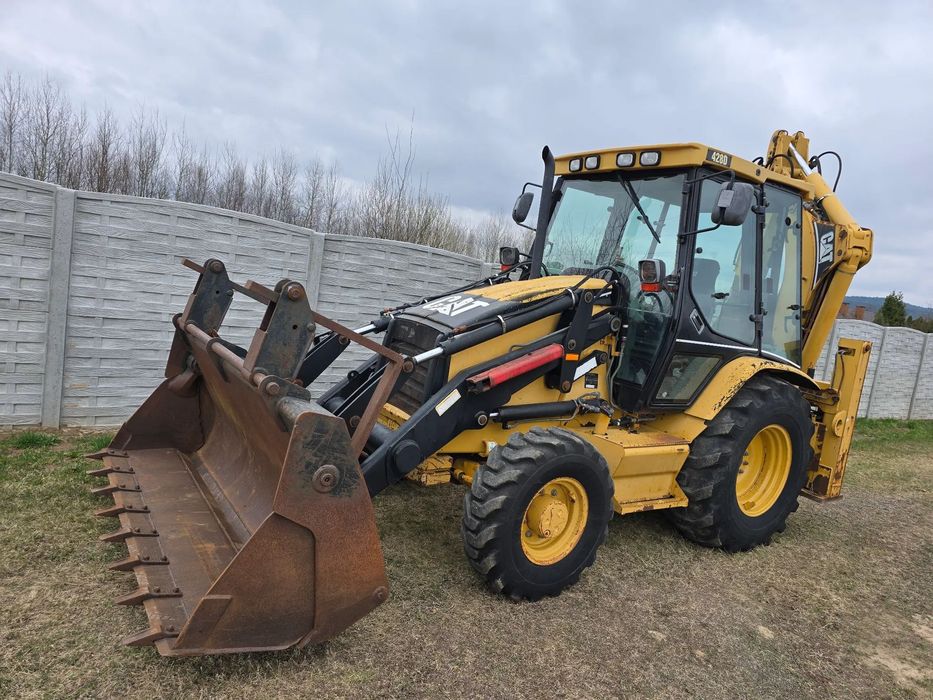 Caterpillar  CAT 428D - TYLKO 1326 H- 2003 rok- cena: 163.000 + vat 432 3cx 4cx
