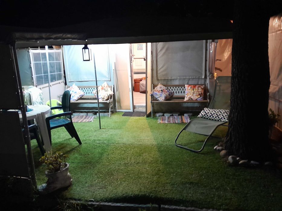 UM Relot moradia fixa no Campismo dos Salgueiros Canidelo Gaia