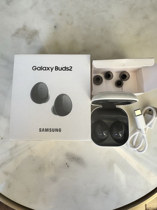 Samsung Buds 2 - jak nowe
