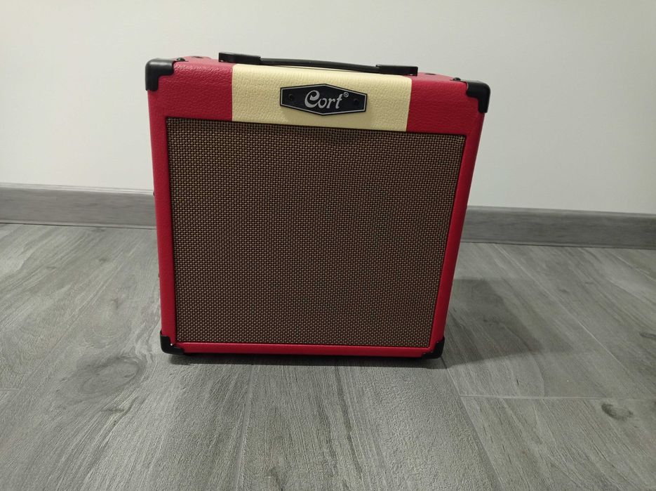 Підсилювач з проводом