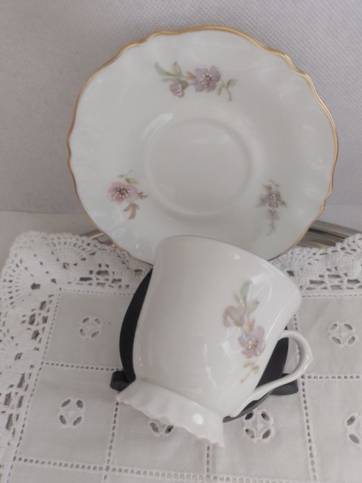 Chávena com pires em porcelana Limoges