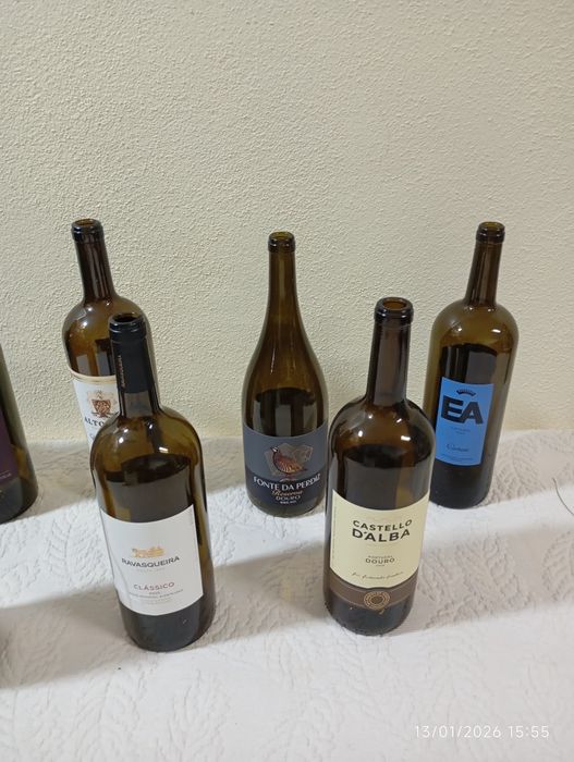 Garrafas de vinho(8) de 1500ml64730306179970122