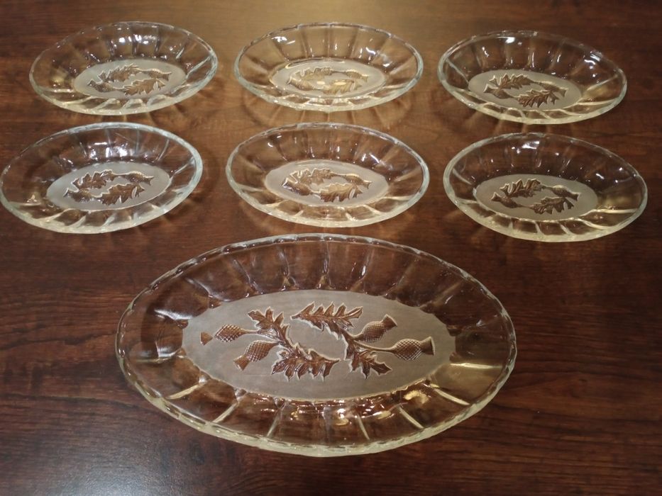 Półmisek i salaterki 1 + 6 osty