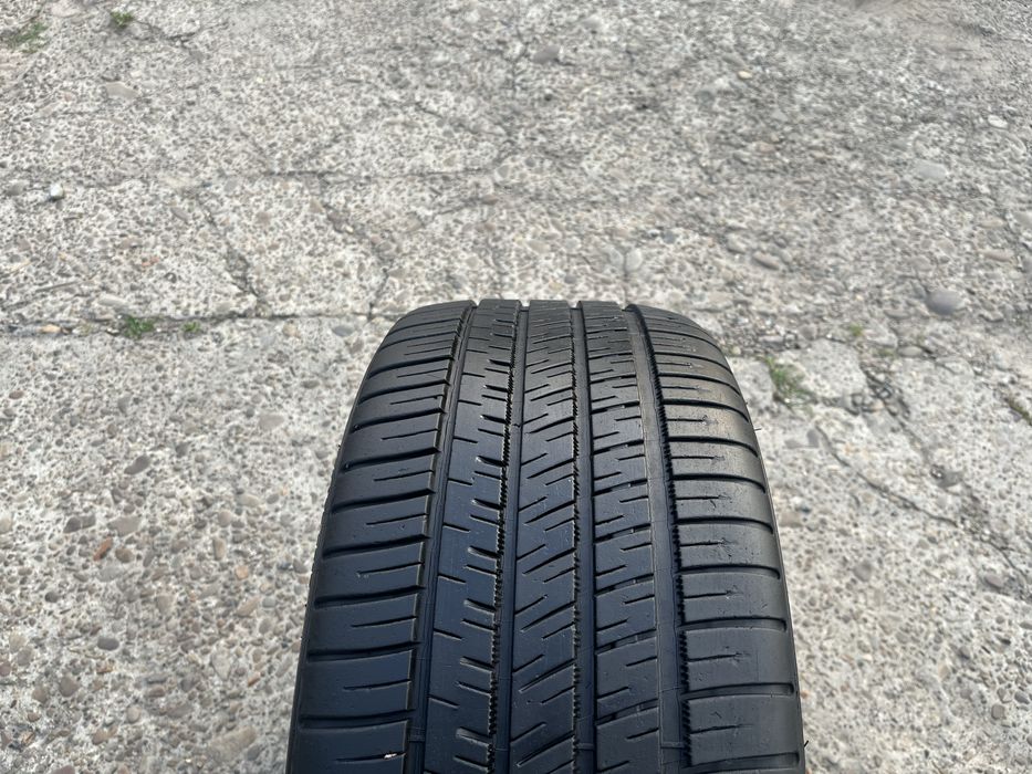 Шина 1шт 235/40 R18