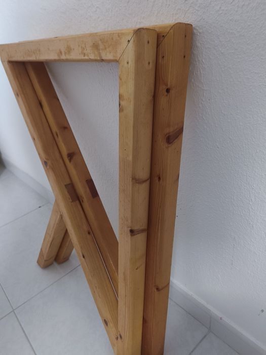 Pernas de mesa, de madeira