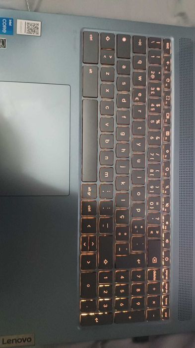 Portátil Gaming LENOVO IP 5 Chrome