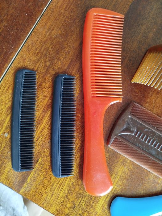 Расчёски женские и мужские гребни все новое