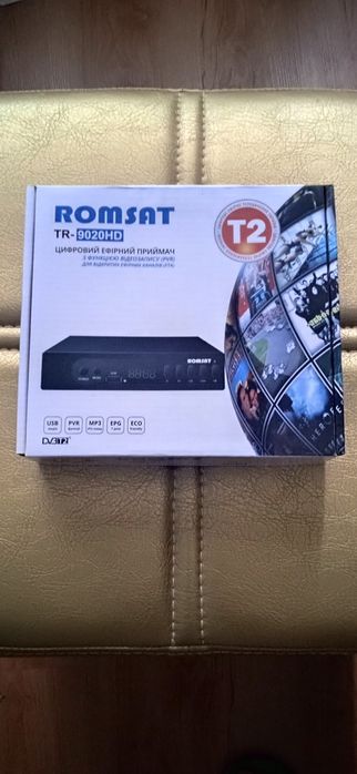 Приставка Т2-Romsat tr9020 hd