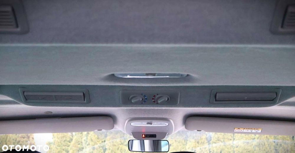 Renault Trafic 2016R osobowy