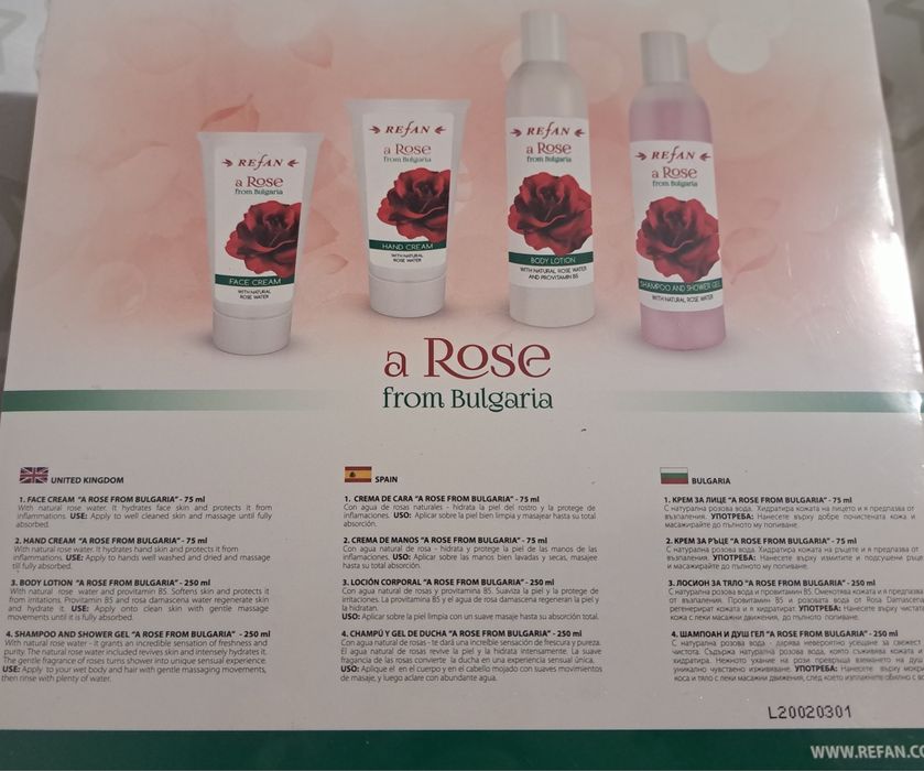 Conjunto creme (corpo,rosto, mãos)+shampoo