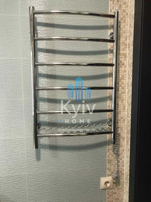 Продаж Будинок у лісі біля Києва — газ, каналізація, готовий для життя