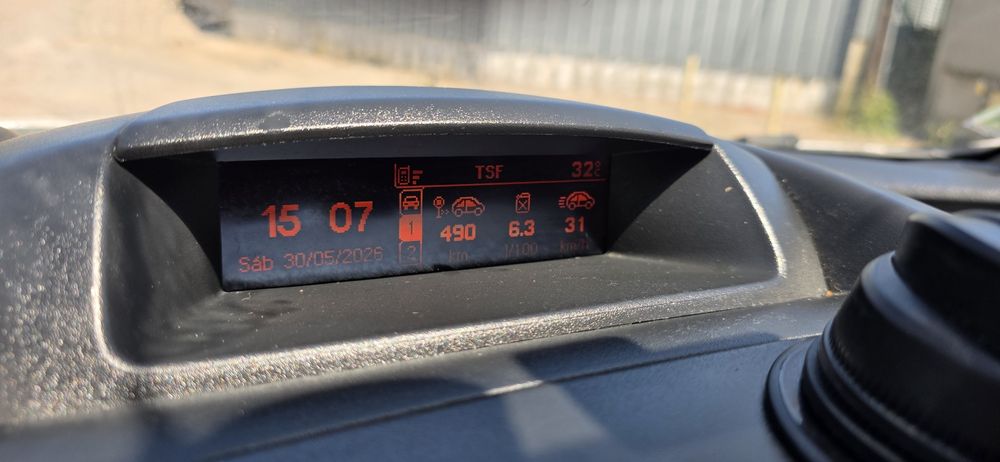 Peugeot Partner 1.6eHdi 2017 133.000km Muito estimada