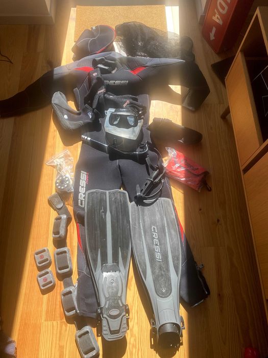 Equipamento de mergulho (usado 1x)