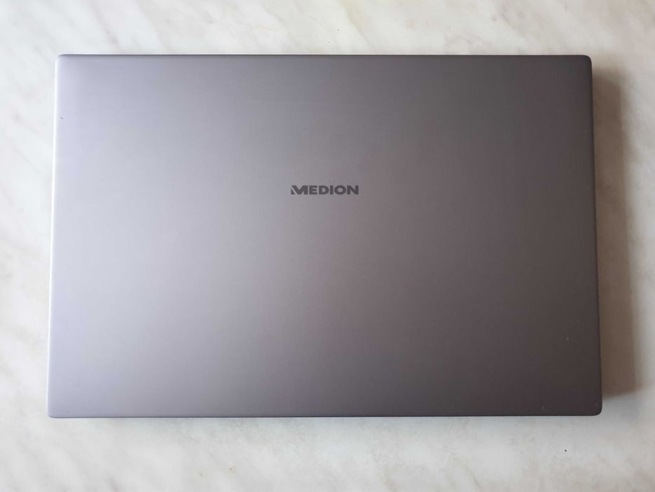 17" Medion. Nowoczesny laptop do pracy, nauki i zabawy