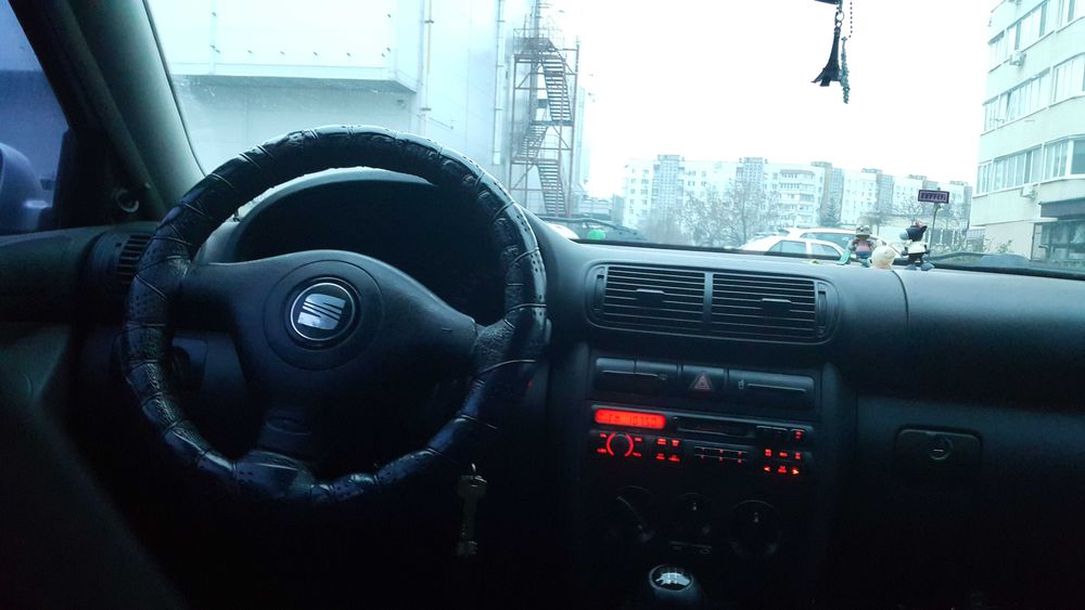 Продам сеат леон1 2002г