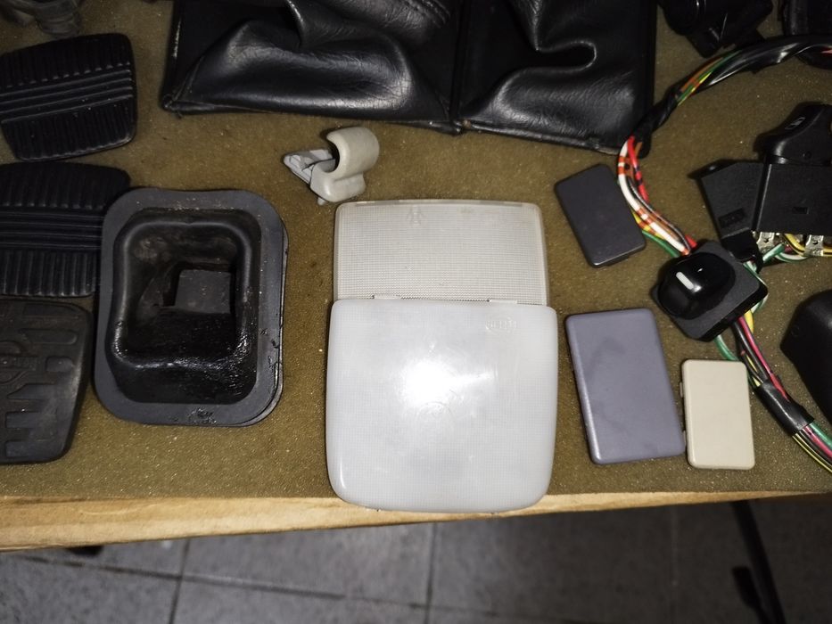 Nissan Terrano 2 Ford Maverick vários