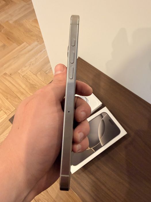 iPhone 16 pro max