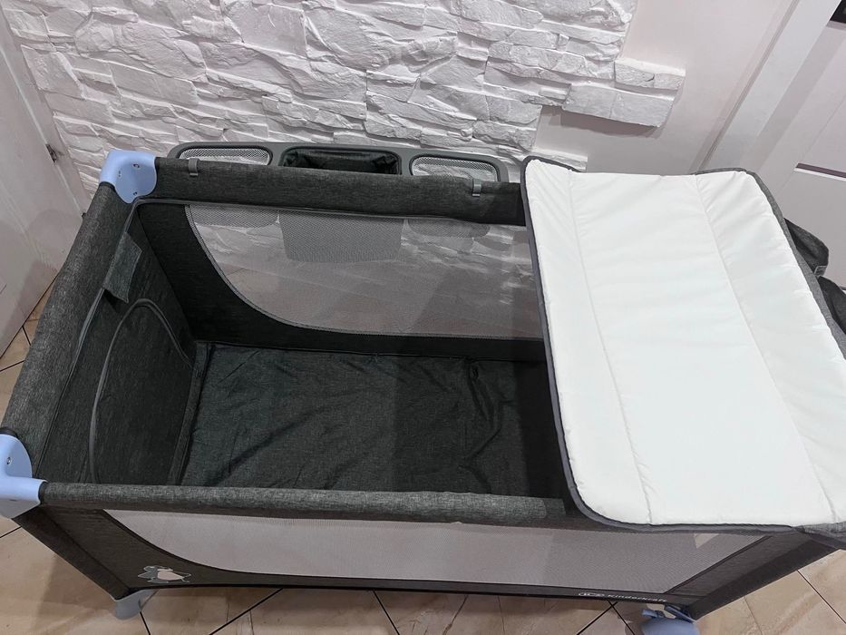 Kinderkraft Łóżeczko Turystyczne Joy Z Akcesoriami Błękitne