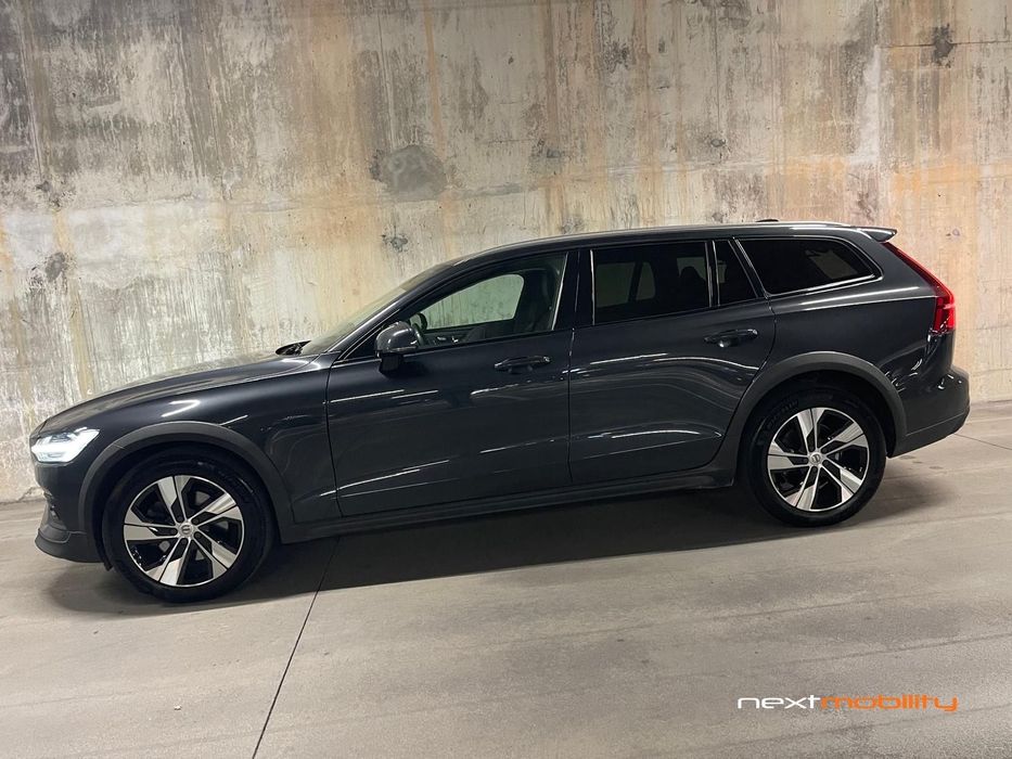 Volvo V60 Cross Country 2.0 D4 Polestar
