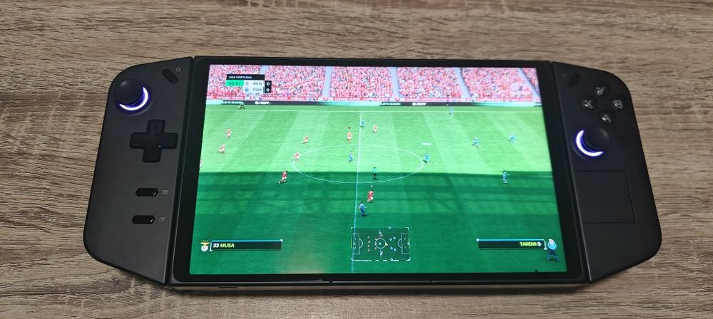 Consola Lenovo Legion Go