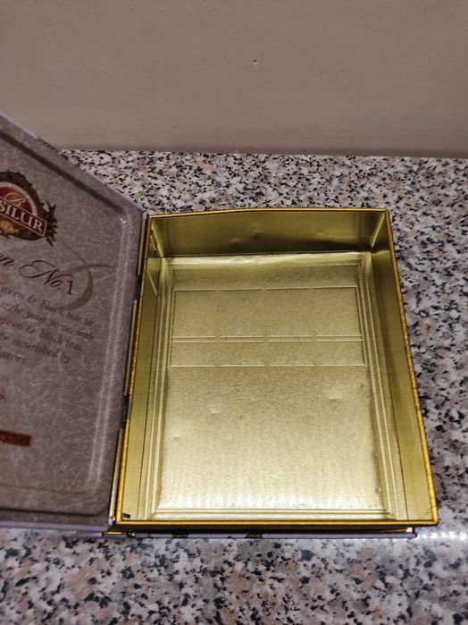 Basilur Collection No.1 Opakowanie pudełko puszka metalowa na drobiazgi