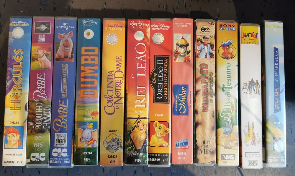 Cassetes VHS Disney, Rua Sésamo Tom & Jerry, Loonney tunes, Pokemon, e