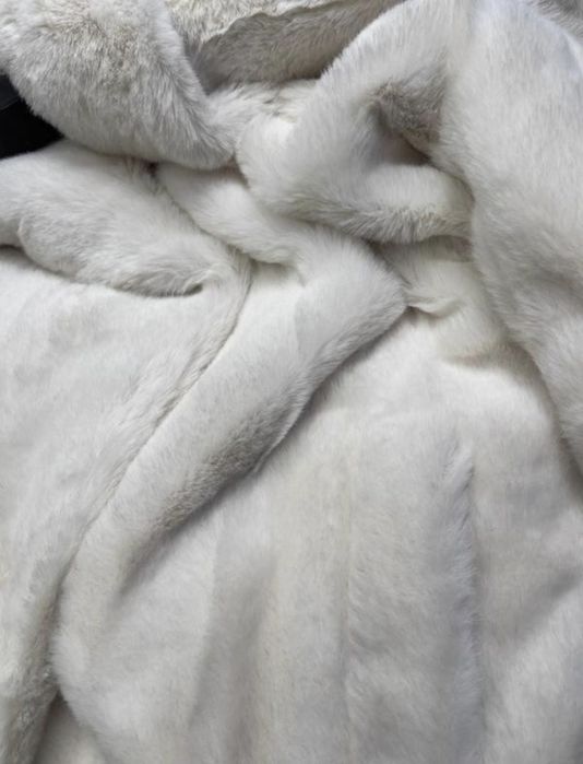 Довга шуба з штучного хутра zara