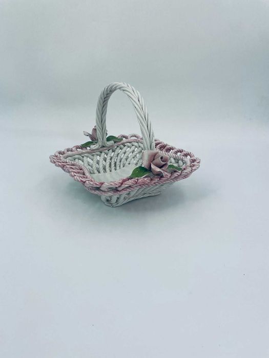 Koszyczek porcelanowy ażurowy