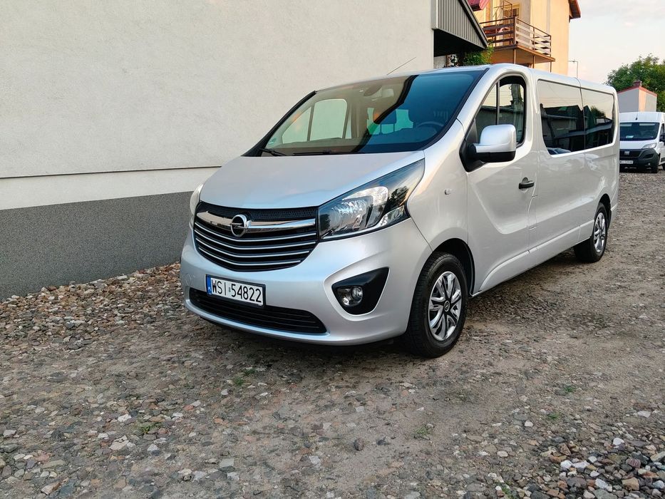 Opel Vivaro 1,6 125 Koni  9 osób long navi klima