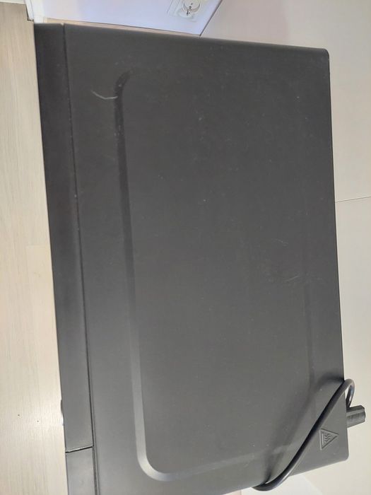 Kuchenka mikrofalowa uszkodzona