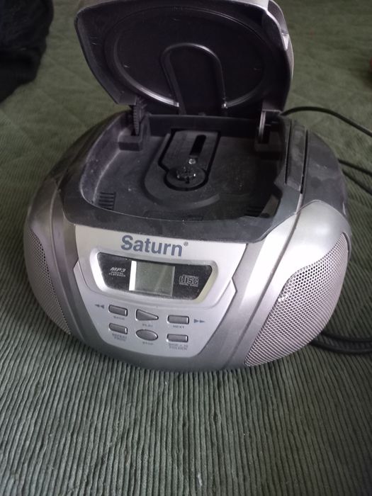 СD  програвач з радіо