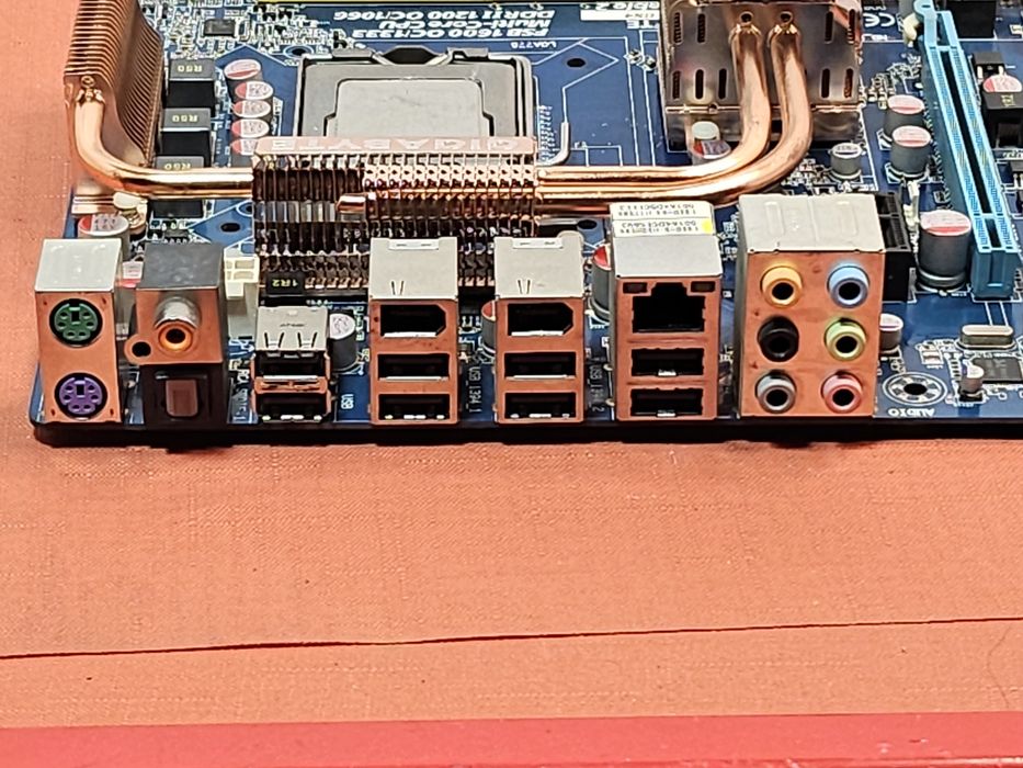 Płyta główna  Gigabyte GA-EP35-DS4,  Intel Core 2 Duo E7500