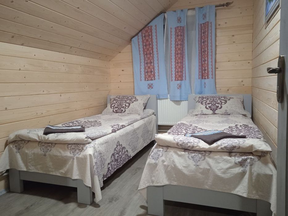 Готовий новий комплекс з 2 будинків