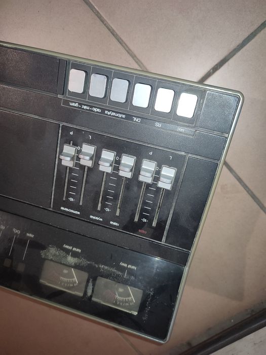 Magnetofon kasetowy Unitra Finezja 3