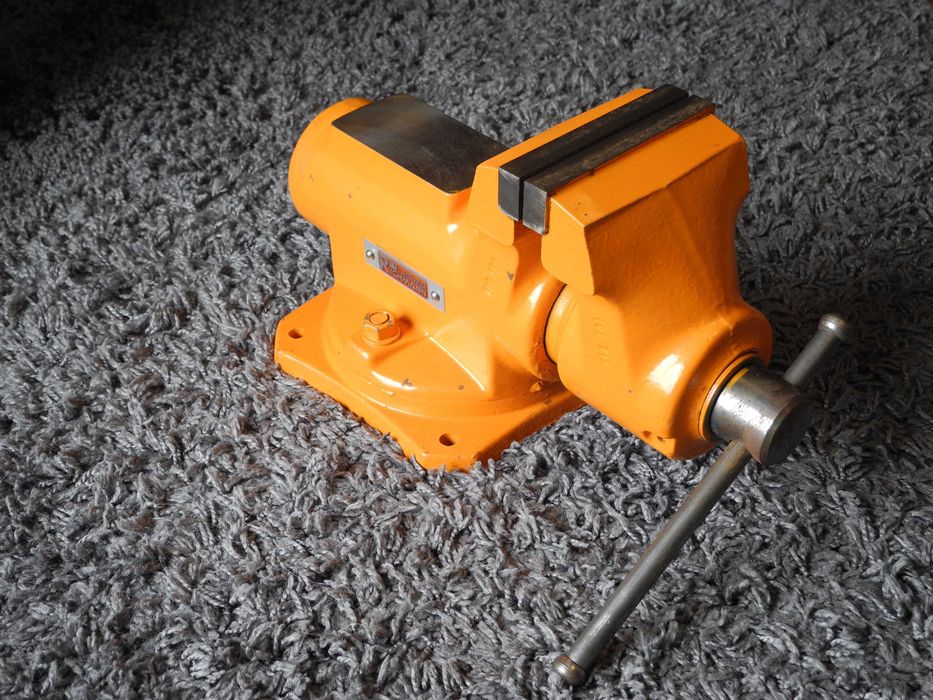 NOWE Imadło ślusarskie obrotowe kute Richmann Corona 125 mm