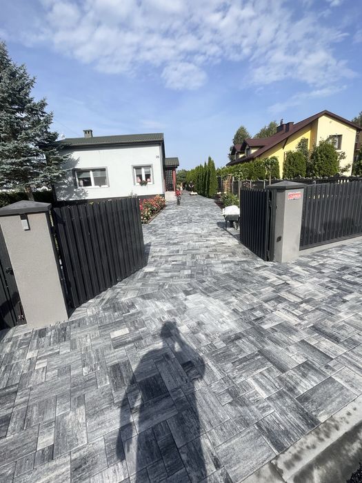 Układanie kostki brukowej